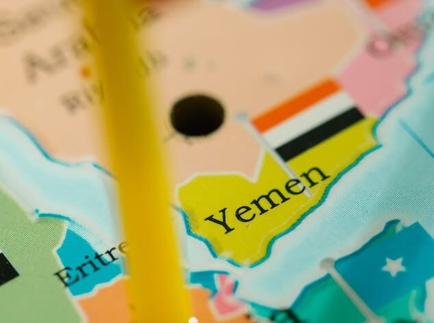 مقدمة إذاعة عن 30 نوفمبر اليمن