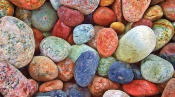 الرخام والنايس نوعان شائعان من الصخور  وأهمية النايس