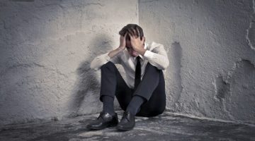 بحث عن الاكتئاب والفرق بينه وبين الحزن