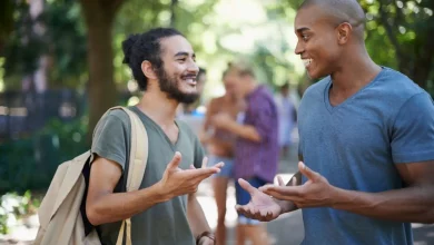 إذا أحد قال فيني ولا فيك وش أرد